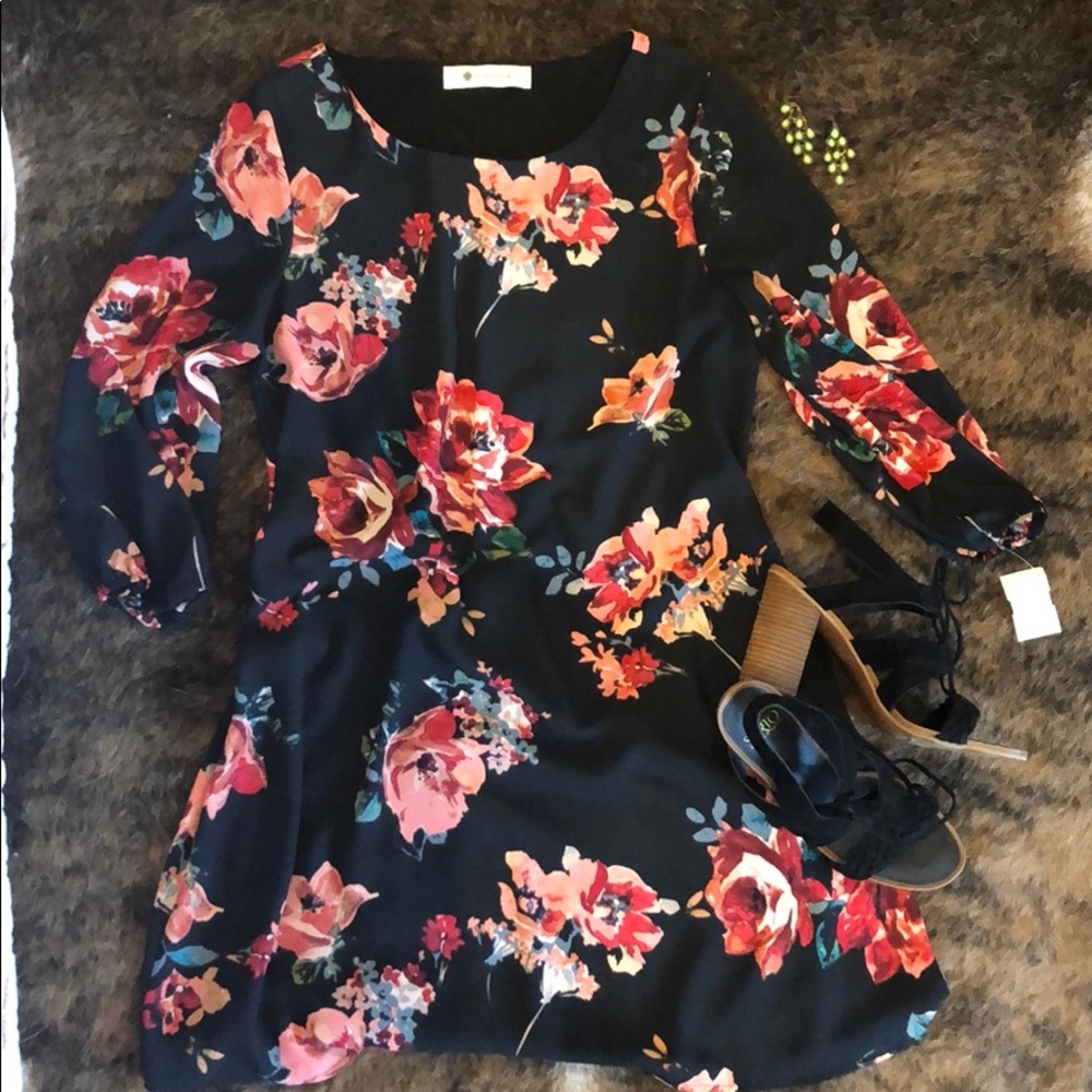 Black floral shift dress